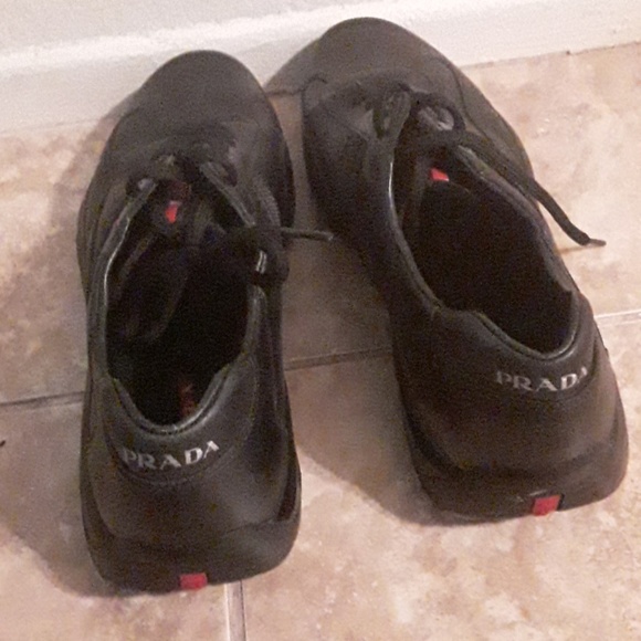 Prada shoes - Picture 1 of 3